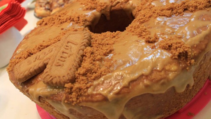 فنانة مره تجذب فتيات طيبة لدورات الطهي في طيبة النسائية