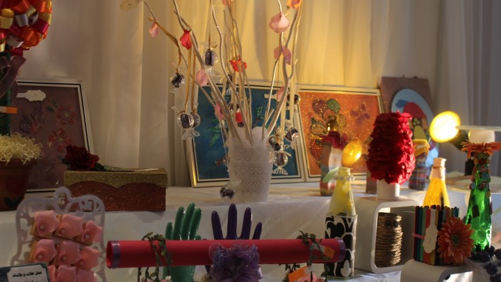 طيبة النسائية تقيم بازار